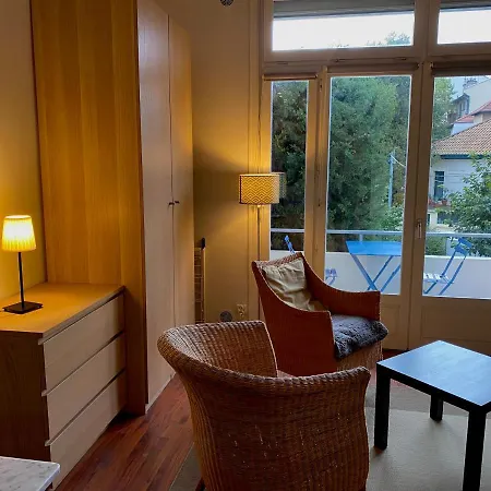 Le Balcon De Jules - Charmant Pied-a-terre - Parking Possible Pour Vehicule De Moins De 4,40 M De Long Apartment